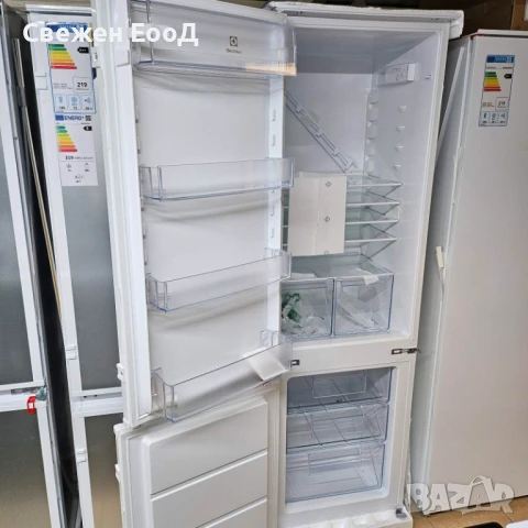 хладилник с фризер за вграждане ELECTROLUX -177 см., снимка 4 - Хладилници - 50655413
