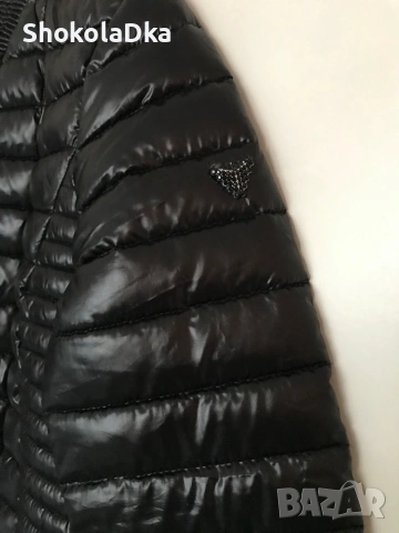 Guess преходно яке XS, снимка 7 - Якета - 53595742