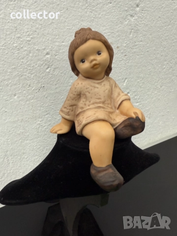 Порцеланова фигурка Goebel Nina - marco. №7440, снимка 3 - Антикварни и старинни предмети - 51958003