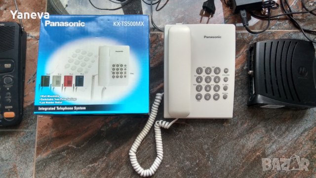 Нов стационарен телефон в кутия с инструкция  ,черен ,използван и рутер. , снимка 2 - Антикварни и старинни предмети - 44035749