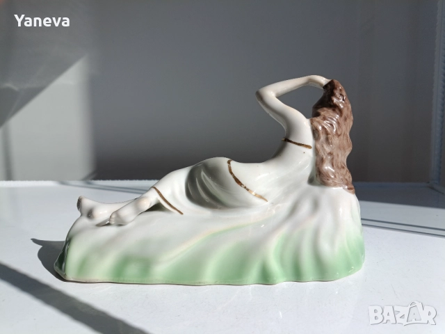 Порцеланова, българска статуетка от СОЦА. , снимка 3 - Статуетки - 51962586