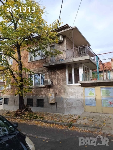 Продавам етаж от къща самостоятелен идеален Център, снимка 15 - Къщи - 52541111