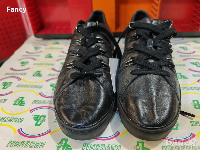 Страхотни сникърси Michael Kors 38,5, снимка 3 - Маратонки - 53329363