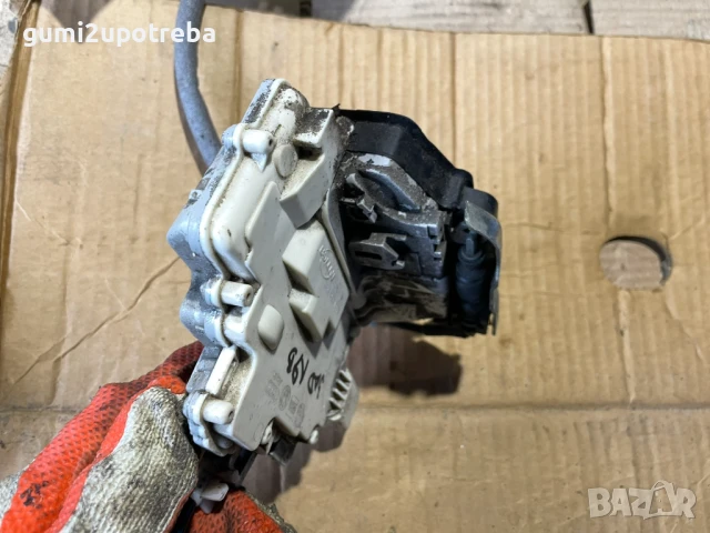 Брава Задна Лява Врата Porsche Cayenne 3.0D 92A/EG22/2012, снимка 6 - Части - 50811974