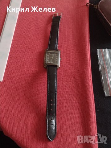 Елегантен дамски часовник с кожена каишка римски цифри AVON 41727, снимка 5 - Дамски - 43775180