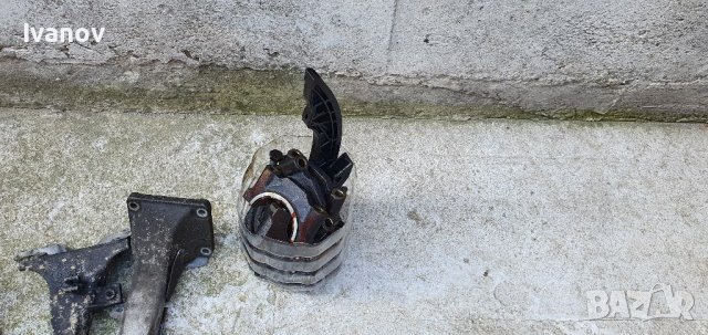 Маслено тяло маслена помпа демпферна шайба стартер гумено каре bmw m54 бмв е46 330 m54b30, снимка 3 - Части - 38591966