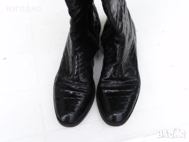 ЗА 20лв. БОТУШИ И ЧАНТА ЛАЧЕНИ МНОГО ЗАПАЗЕНИ ХУБАВИ , снимка 1