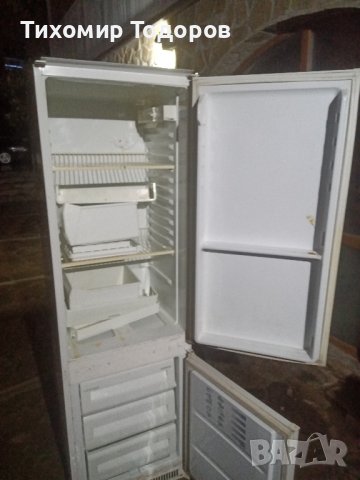 Хладилник с фризер за вграждане , снимка 6 - Хладилници - 43343426
