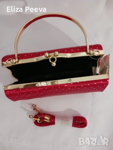 Официална червена чантичка, снимка 4 - Чанти - 52147639