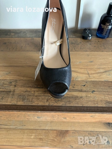 Обувки, снимка 4 - Дамски обувки на ток - 53276768