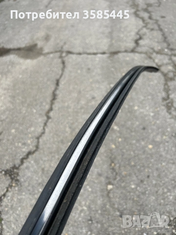 Голф 2 оплътнение над вратата(дясна страна), снимка 2 - Аксесоари и консумативи - 53307312