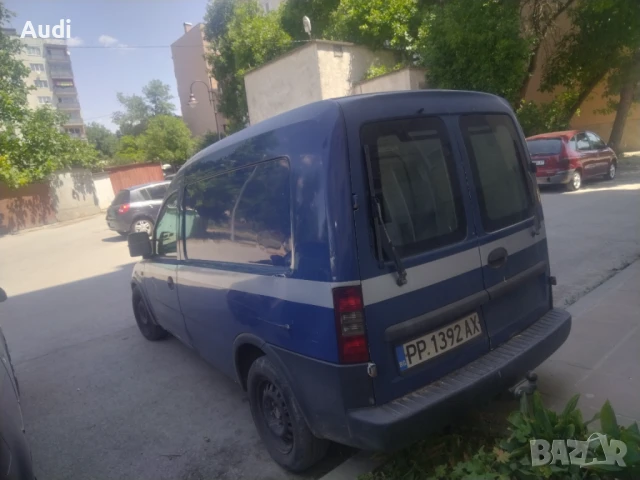 Продавам товарна баничарка  OPEL COMBO 1.7 Isuzo мотор  Всичко платено. Работещ климатик. Забележки , снимка 2 - Автомобили и джипове - 51017718