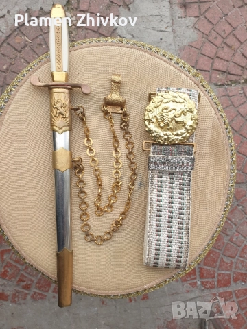 Български параден общовоискови кортик от БНА 