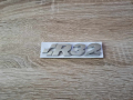 Volkswagen R32 сребрист емблема надпис, снимка 1 - Аксесоари и консумативи - 44879130