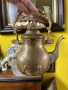 Жесток комплект от месингов чайник и елегантна орнаментирана стойка♥️ йник. Ръчно изработен , снимка 8