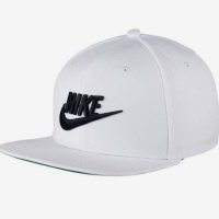 Оригинална Мъжка бяла шапка Nike Pro Futura с регулируема закопчалка, снимка 1 - Шапки - 43135791