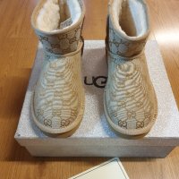 Gucci & UGG Налични Апрески 38 номер , снимка 3 - Дамски апрески - 43058039