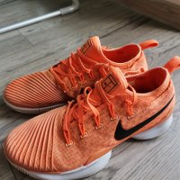 Nike маратонки за тенис, снимка 1 - Детски маратонки - 37800063