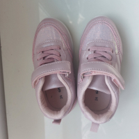 Нови розови бебешки маратонки Sinsay, снимка 2 - Детски маратонки - 44892128