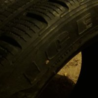 Една гума зимна 225.45.17, снимка 1 - Гуми и джанти - 44004770