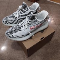 Adidas Yeezy Boost 350 V2 Zebra, снимка 3 - Спортни обувки - 43430229