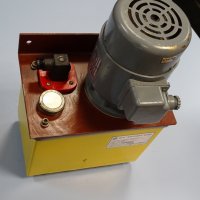 Смазочен Агрегат Клептуза 2.5L, снимка 3 - Резервни части за машини - 33285139