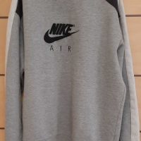 Nike Air-В Много Добро Състояние, снимка 2 - Блузи - 36525299