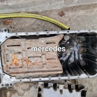 Картер за mercedes 2.2 cdi, снимка 1 - Автомобили и джипове - 39721608