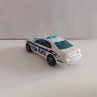 Метална количка Hot Wheels Ford Fusion - Police 1/64, снимка 4 - Колекции - 39540071