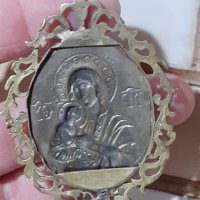 Панагия богородица медальон икона религия месинг, снимка 4 - Антикварни и старинни предмети - 43382939