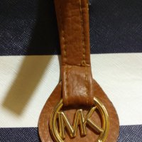 Дам.чанта-"Michael Kors"-/изк.кожа/,цвят-бяло+синьо+кафяво. Закупена от Италия., снимка 5 - Чанти - 27093705