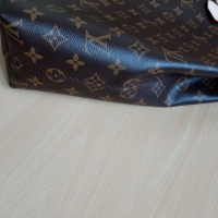 Louis Vuitton Стилна Дамска Чанта с Магнитно затваряне Graceful PM , снимка 5 - Чанти - 44900918