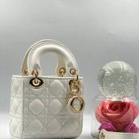 ✨Christian Dior дамски чанти мини / 3 цвята✨, снимка 7 - Чанти - 43505240
