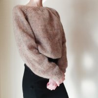 Ръчно плетен мохерен пуловер, снимка 7 - Блузи с дълъг ръкав и пуловери - 27811703