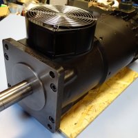 правотоков сервомотор FANUC A06B-0616-B343 DC servo motor model 7L, снимка 4 - Електродвигатели - 39736478