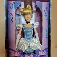 Оригинална кукла Пепеляшка - Дисни Стор Disney store, снимка 4 - Кукли - 43600670