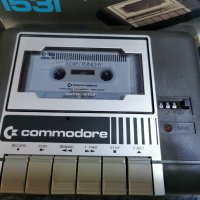 Устройство за съхранение на данни Commodore Datassette , снимка 3 - Антикварни и старинни предмети - 43132965