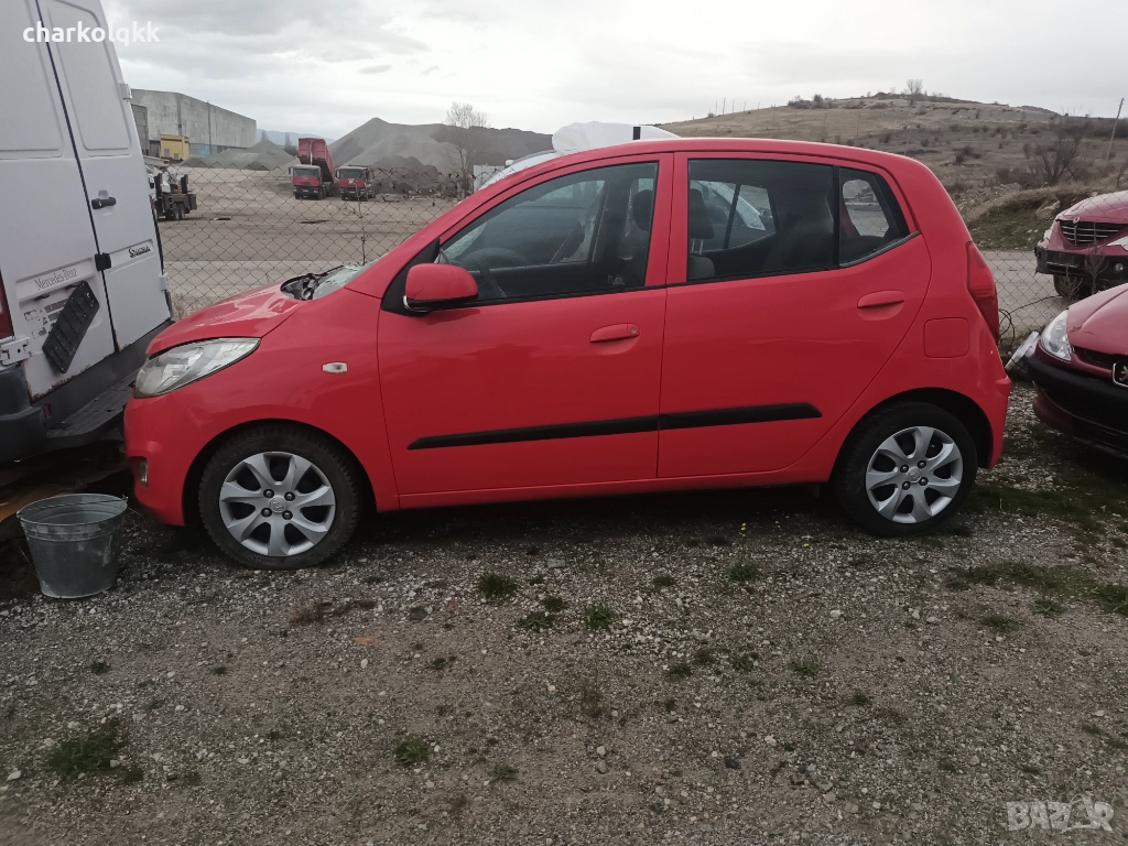 Продавам Хюндай и10 2011г на части 1.1бензин, снимка 1