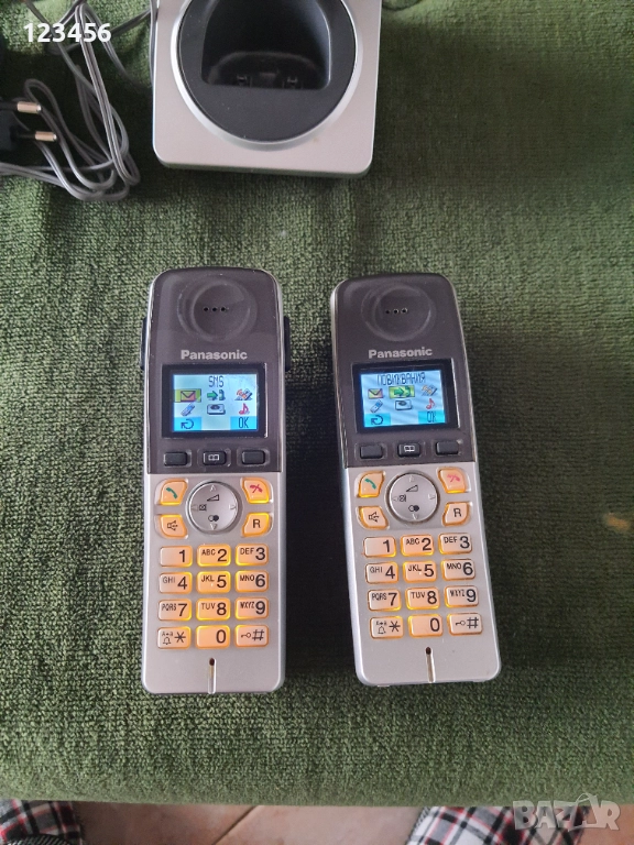 Безжични телефони Panasonic със зарядно устройство, снимка 1