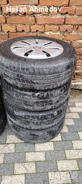 комплект метални джанти зимни гуми и тасове, снимка 1
