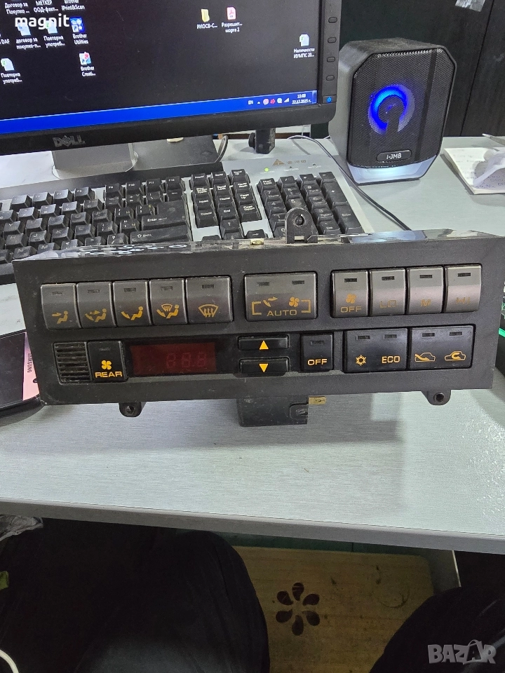 164430-1858 Панел Климатроник Mitsubishi Pajero MK2 heater climate control panel unit, снимка 1