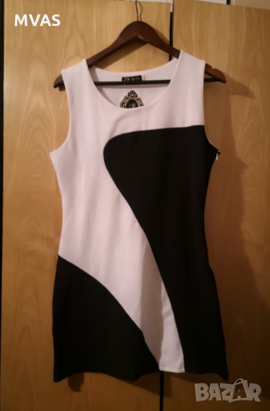 Нова черно-бяла рокля М размер без ръкав, снимка 1