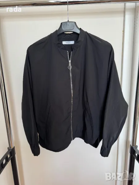 Преходно яке Reserved, снимка 1