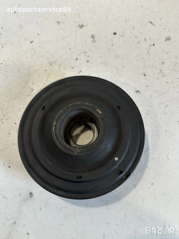 Шайба на коляновия вал за Hyundai i40 1.7 дизел 2015-та, снимка 1