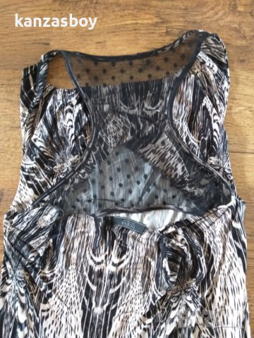 guess - страхотна рокля КАТО НОВА, снимка 11 - Рокли - 40683798