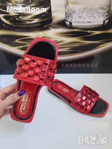 Равни чехли - Лак, кожа, камъни