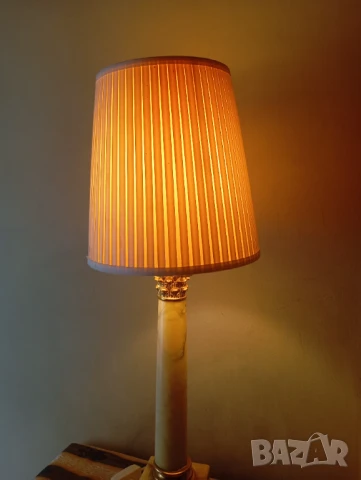 Класическа настолна лампа, снимка 7 - Настолни лампи - 50836504