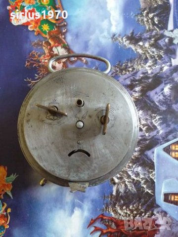 Рядък юнгханс с релефен циферблат, снимка 3 - Стенни часовници - 27874349