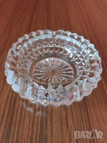 Плътен кристален пепелник, Ф13 см