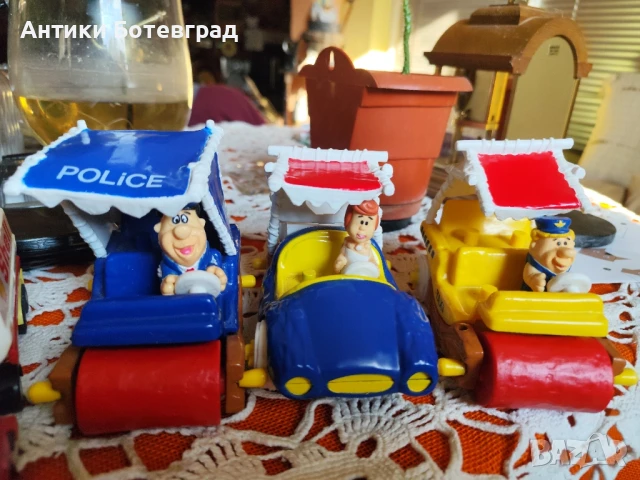 FRED & WILMA FLINTSTONES (HANNA BARBERA) VINTAGE COLLECTABLE CAR
, снимка 2 - Колекции - 50852125